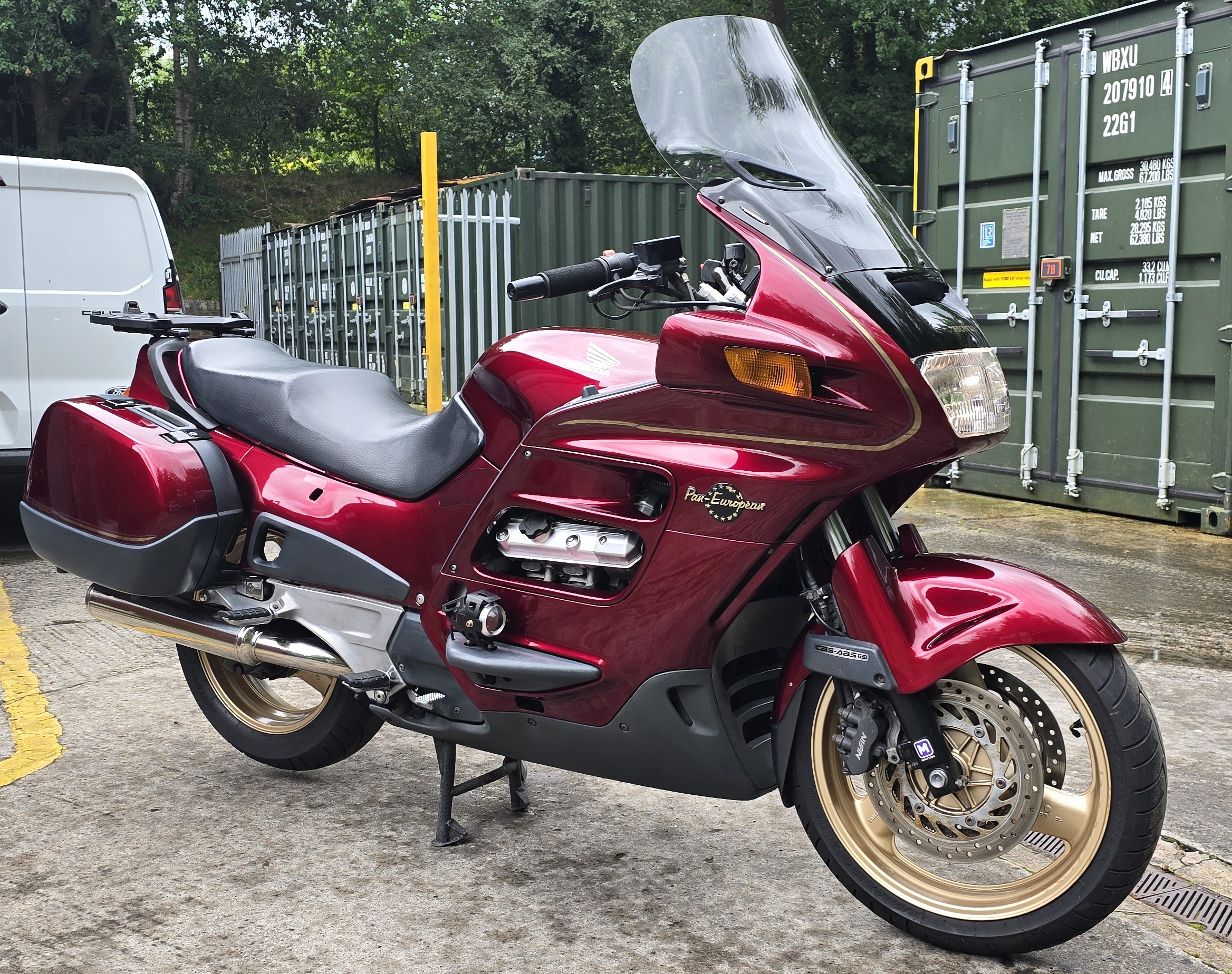 Honda ST1100 Pan European